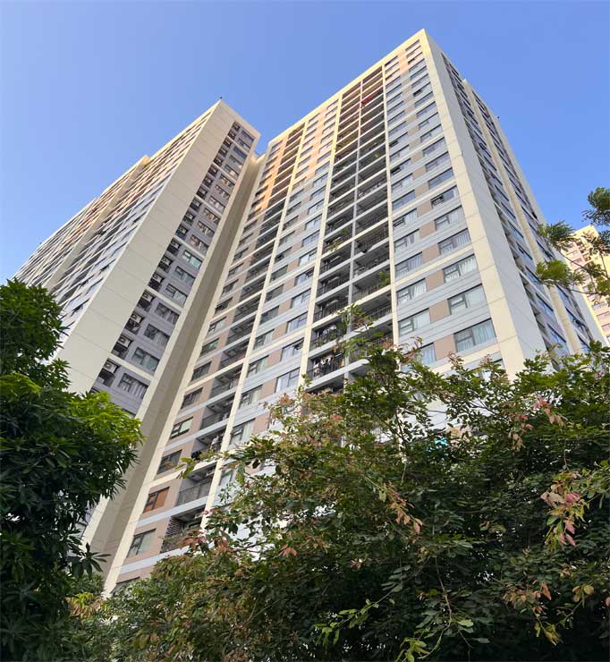 Cozy romantic apartment with direct pool access in Vinhomes Grand Park, Long Binh