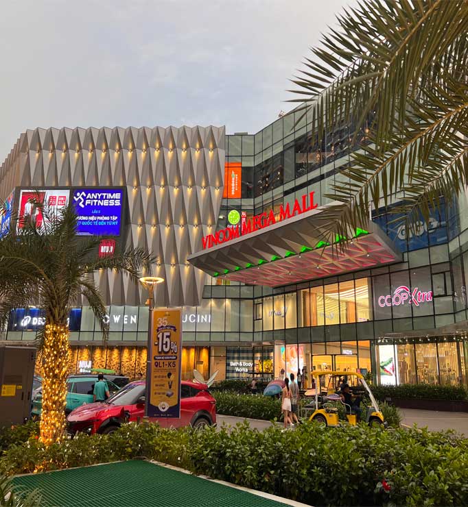 Trung tâm mua sắm Vincom Mega Mall Grand Park Quận 9