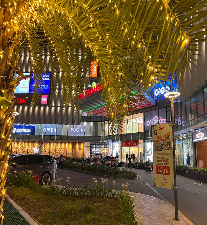 homestay-near-shopping-mall-grand-park