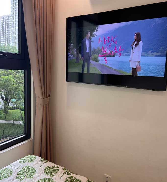 homestay-with-smart-tv-entertainment-rainbow-park-grand-park