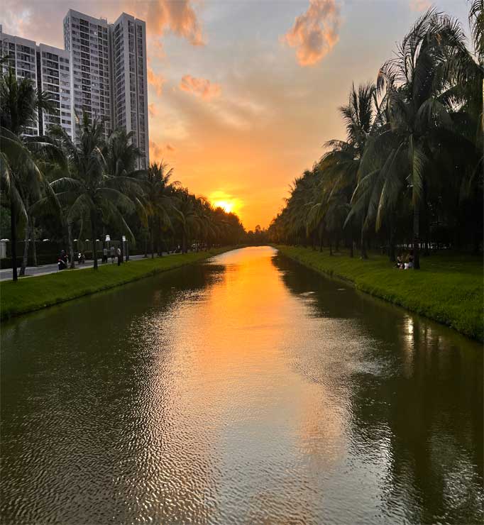 homestay-near-green-park-picnic-lawn-grand-park-ho-chi-minh